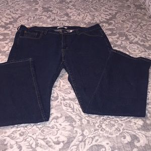 Levi’s dark wash jeans
